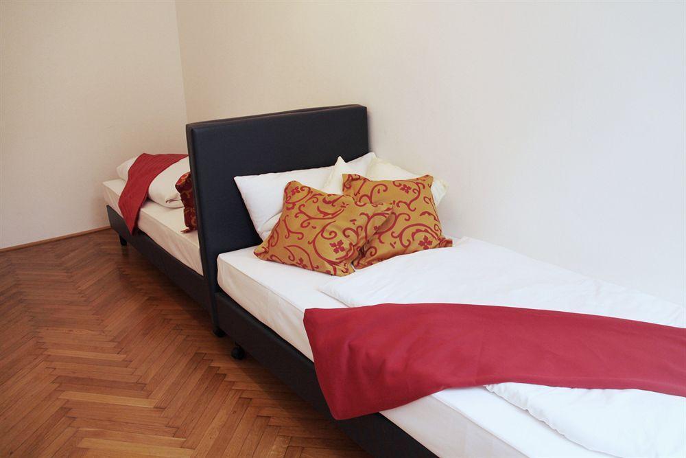 Checkvienna - Edelhof Apartments Eksteriør bilde