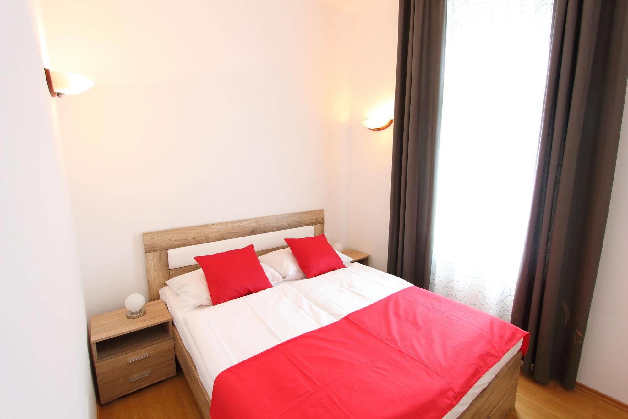 Checkvienna - Edelhof Apartments Eksteriør bilde