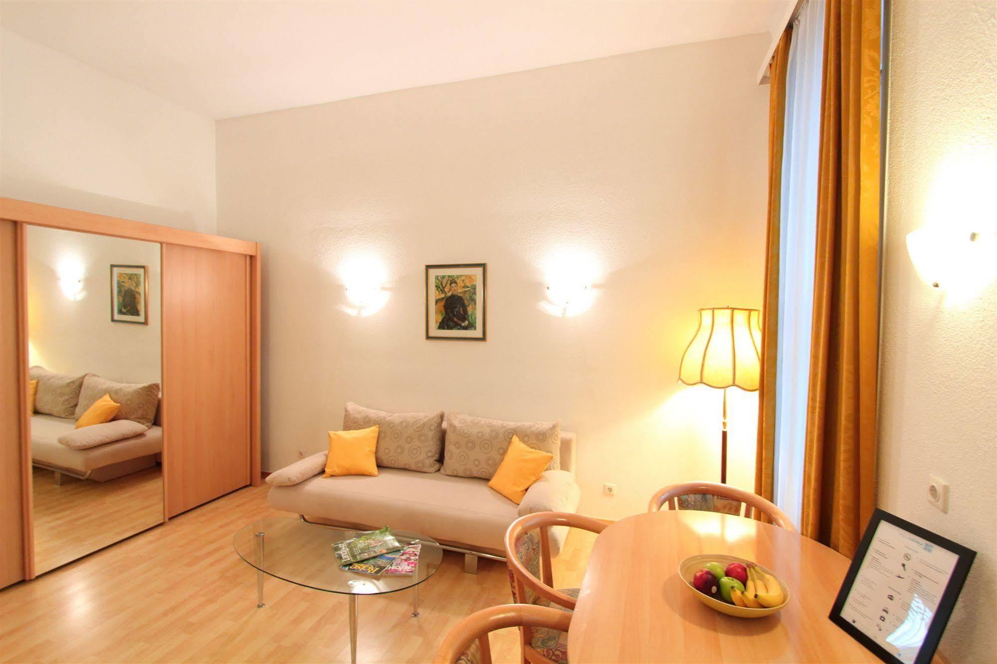 Checkvienna - Edelhof Apartments Eksteriør bilde